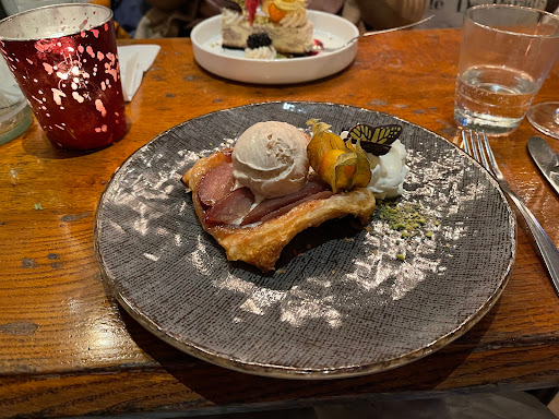 Bistro De Buik Van Parijs - Thumbnail