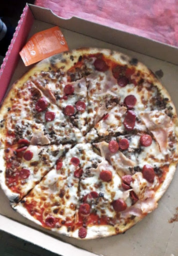 Cheesy Pizza