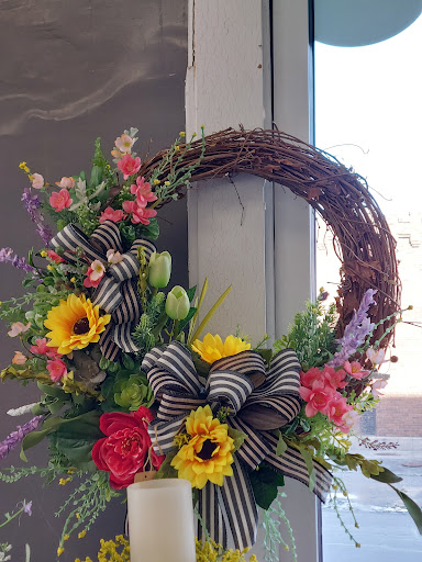 Cundiff's Flowers - Visual