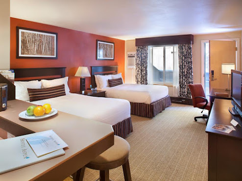 Hotel Aspen by null