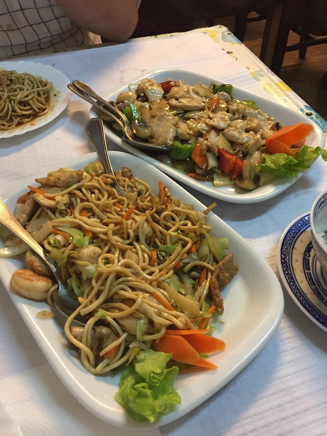 Chinês Clandestino