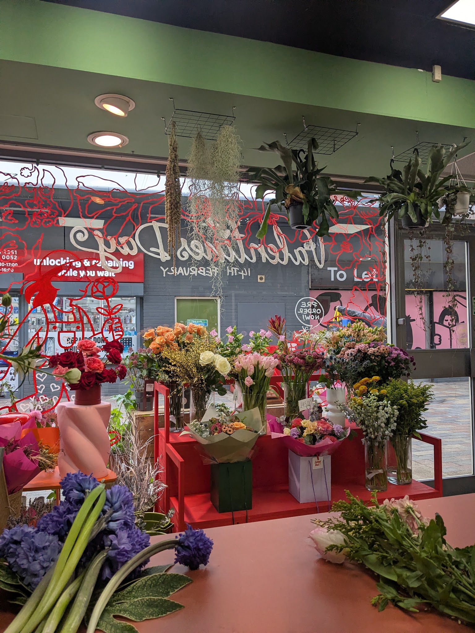 Sweet Bud Florals - Florists - photo 1