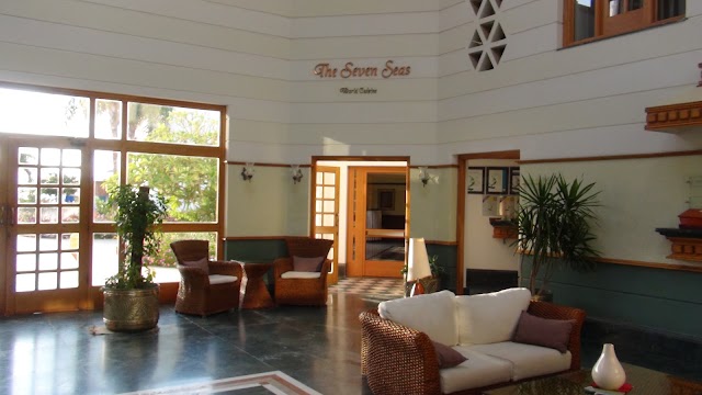 Squash Court - Lahami Bay Beach Resort & Gardens