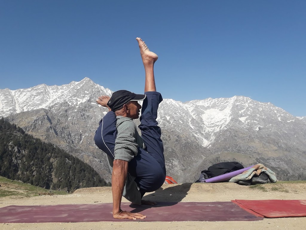 Universal Yoga Center