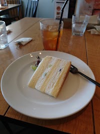 patisserie cafe enough 豊田浄水店