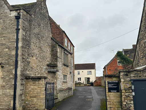 Gable House - Visual
