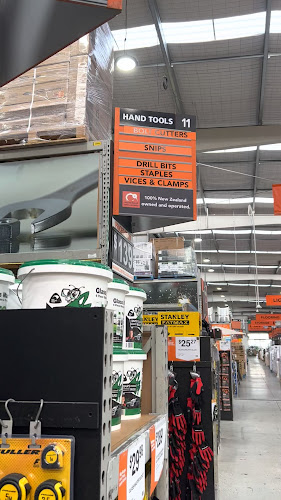 Reviews of Mitre 10 MEGA Henderson in Auckland - Hardware store