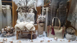 Photo n°45 de Boutique Oscar à Lourdes (Magasin de vêtements pour femmes)