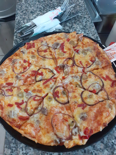 Photo 5 - Le Petit Resto (snack)