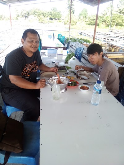 Photos of Rumah Makan Talaga Mabunga