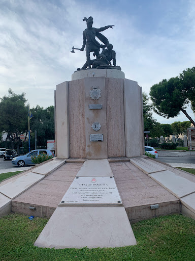 Faro Napoleonico di Barletta - Thumbnail