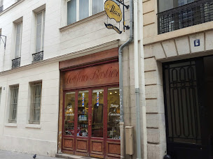 Photo n°1 de Alain Maître Barbier Coiffeur à Paris (École de coiffure)