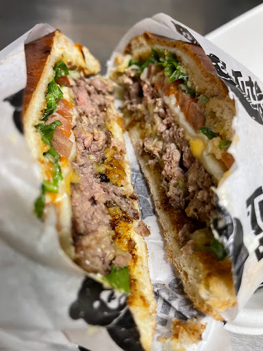 Photo 3 - TUTE A BURGER