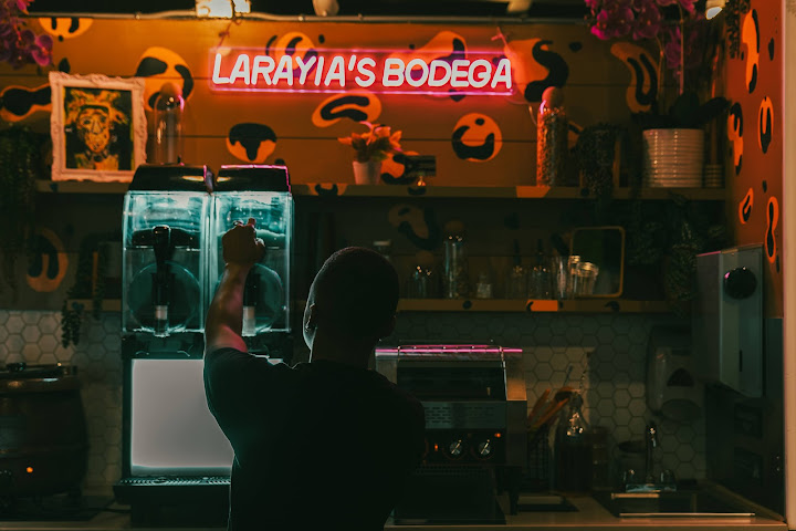 LaRayia's Bodega by null