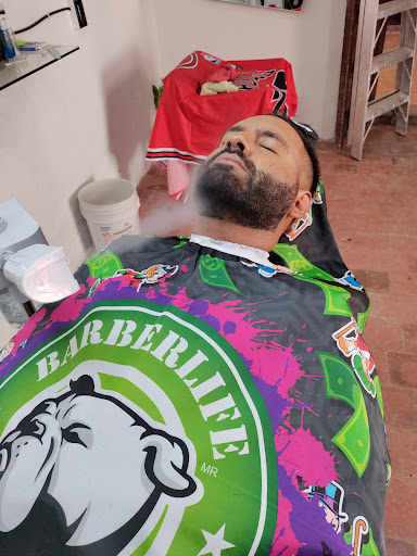 Berna's Barber - Thumbnail