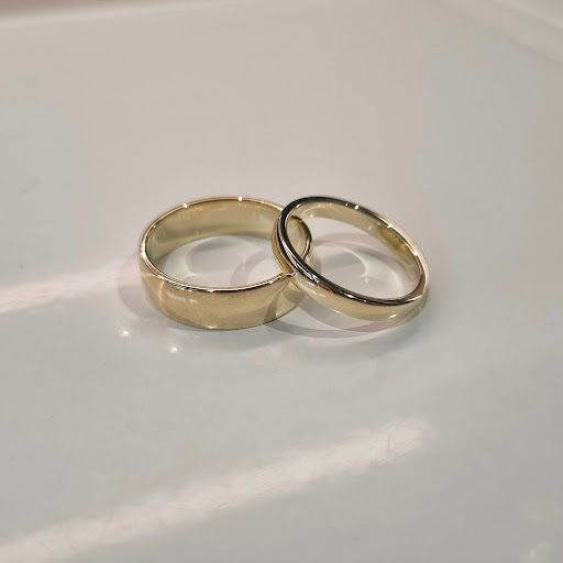 Polished Diamonds - Auckland Engagement Rings - Thumbnail