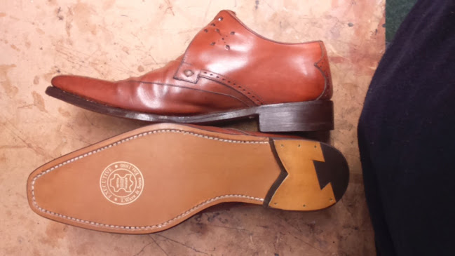Gary's Shoe Repairs