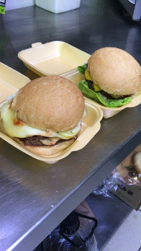 Photo 2 - Burger Rock Café