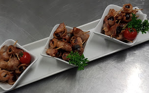 Photo n°4 de Le Poulailler Gourmand -traiteur -location de salle -St Priest-Genas-Jonage-Meyzieu à Colombier-Saugnieu (Traiteur)