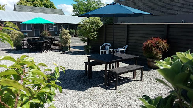 Almond Court Motel - Doctor