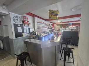 Photo n°3 de Café de l'union à Corbeilles (Boutique de cigarettes électroniques)