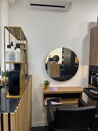 Photo n°12 de Salon Nathalie MASTROIANNI - Sanary à Sanary-sur-Mer (Salon de coiffure)