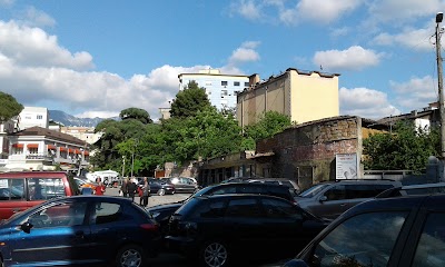 Tirana Parking - Pazari i Ri / Sheshi Avni Rustemi