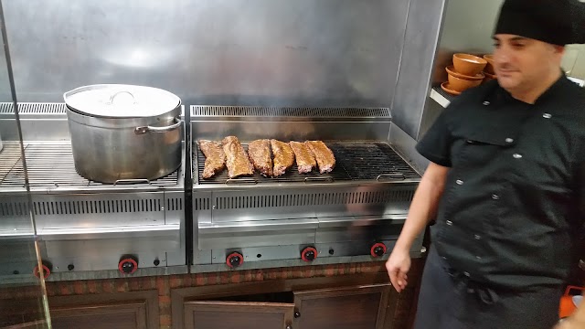 La Posta - Parrilla Argentina