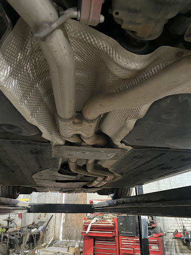 Richey’s Muffler & Brakes