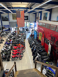 Photo n°23 de Moto And Co à Allonne (Magasin de motos)