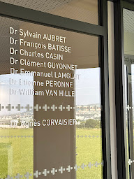 Photo n°2 de Docteur Agnès Corvaisier à Pérignat-lès-Sarliève (Chirurgien orthopédiste)
