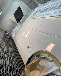 Photo n°5 de JR carrosserie à Alixan (Atelier de carrosserie automobile)