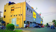 Rahat Bakers & Departmental Store lahore