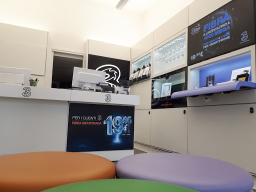 Negozio Windtre | Fastweb - Trezzano S/N - Thumbnail