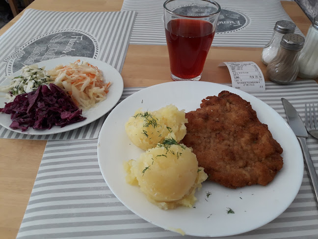 http://www.obiadiszarlotka.pl/