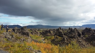 Photos of Sk&uacute;tusta&eth;akirkja
