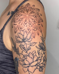 Photo n°12 de Fügu Tattoo à Roanne (Tatoueur)