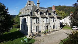 Photo n°2 de Chambres d'Hôtes du Château de Noalhac - Aurillac à Aurillac (Hôtel bien-être)