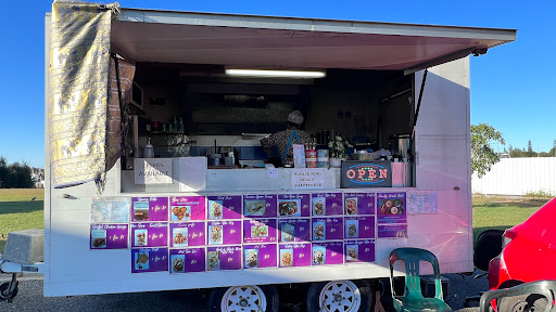 Thai Van - Visual