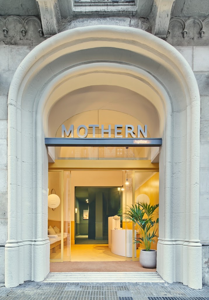 Foto de BYPILLOW Mothern | Hotel en Plaza Cataluña en Barcelona