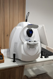 Photo n°5 de Dr Romain MOUCHEL, Chirurgien de la cataracte et de la cornée à Aix-les-Bains (Ophtalmologiste)