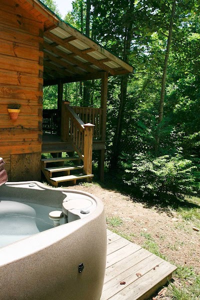 Dancing Sun Cabins|Pet Friendly rentals Hot Springs NC