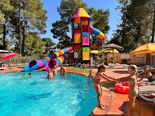 Photo n°23 de Camping La Simioune Vaucluse & Drôme Provençale à Bollène (Service de location de tentes)