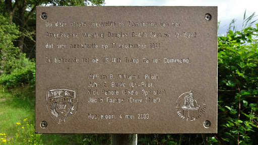 Herdenkingsmonument ( gevallen engel , liberationroute ) - Thumbnail