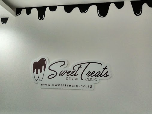 Sweet Treats Dental Clinic, Author: Severinus Dewantara