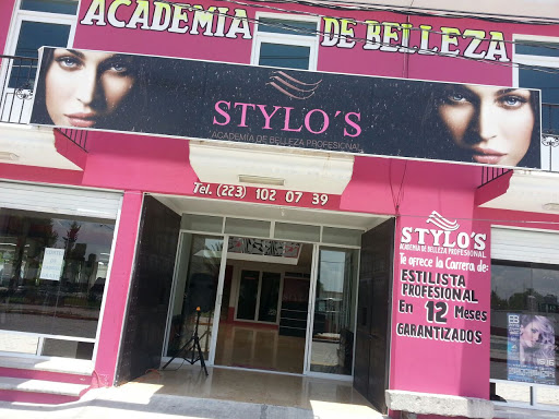 Academia De Belleza Profesional Stylos - Thumbnail