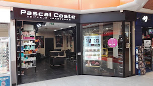 Photo n°40 de Centre commercial Carrefour Bassens à Bassens (Magasin de jeux vidéo)