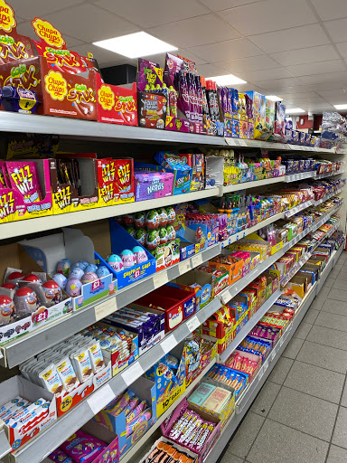 High Rd Store - Visual
