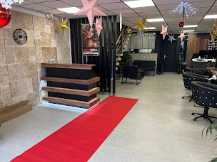 Photo n°3 de Newwell Coiffure Evreux à Le Vieil-Évreux (Salon de coiffure)