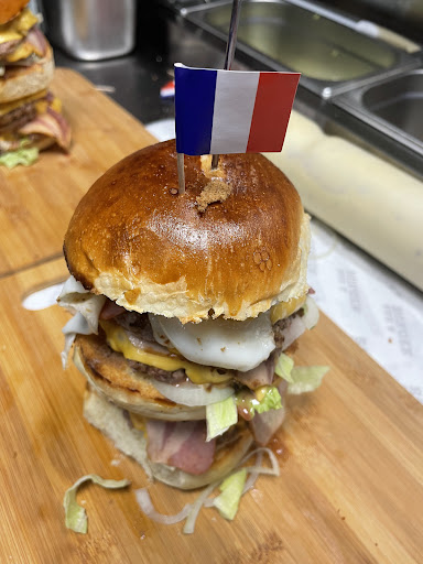 Photo 2 - Burger Mania